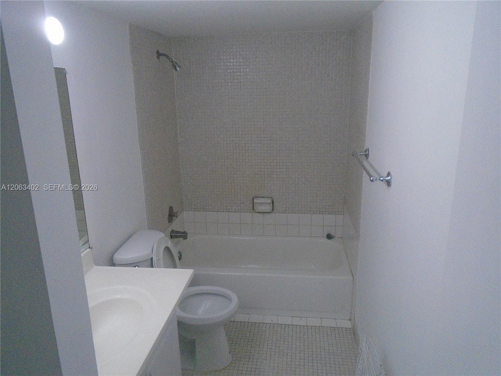4174 Inverrary Drive 411, Lauderhill, FL 33319 photo 25