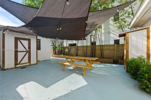 3134 Carter Street 2, Miami, FL 33133