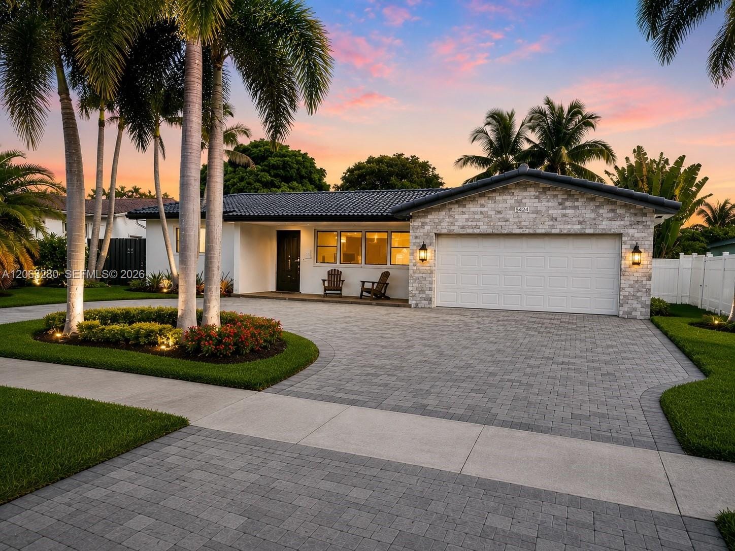 5424 Garfield Street, Hollywood, FL 33021