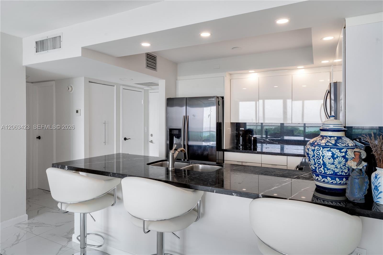 100 Bayview Drive 709 — photo 7