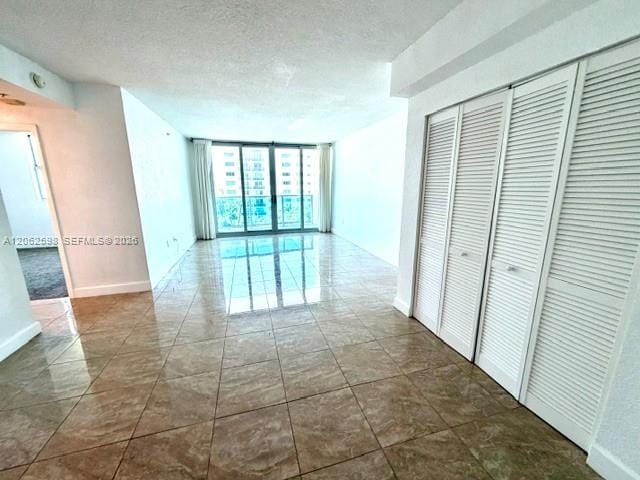7501 E Treasure Drive 5H — photo 4