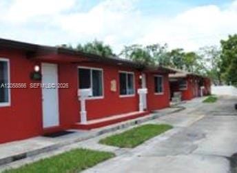 2513 Lincoln Street, Hollywood, FL 33020