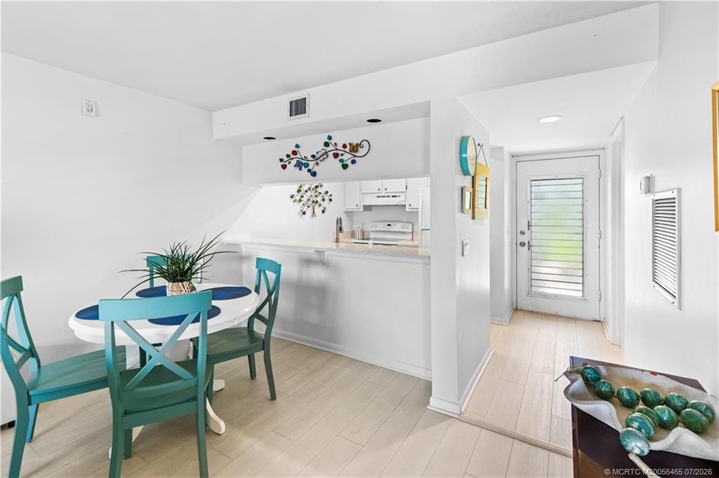 40 NE Plantation Road 116, Stuart, FL 34996 photo 7