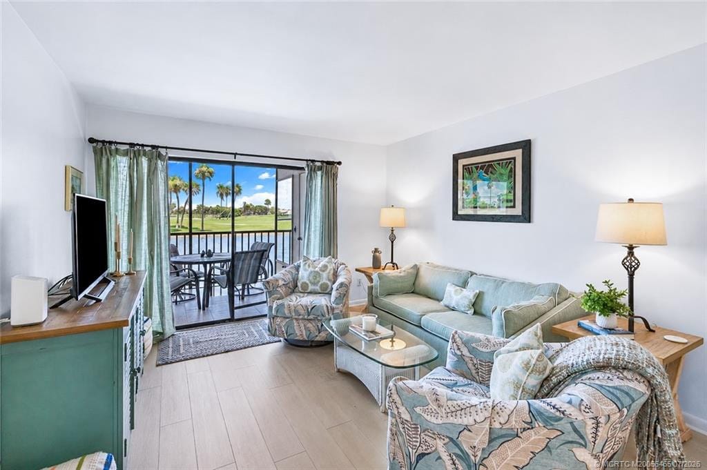 40 NE Plantation Road 116, Stuart, FL 34996 photo 9