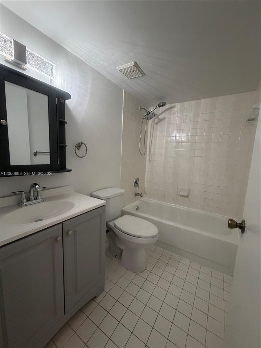 8205 Lake Drive 306, Doral, FL 33166 photo 17