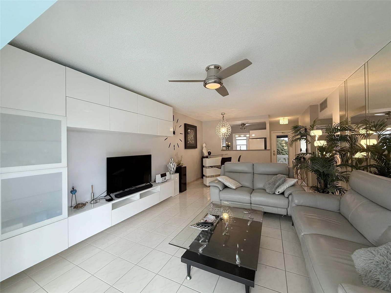 5171 W Oakland Park Boulevard 312, Lauderdale Lakes, FL 33313 photo 23
