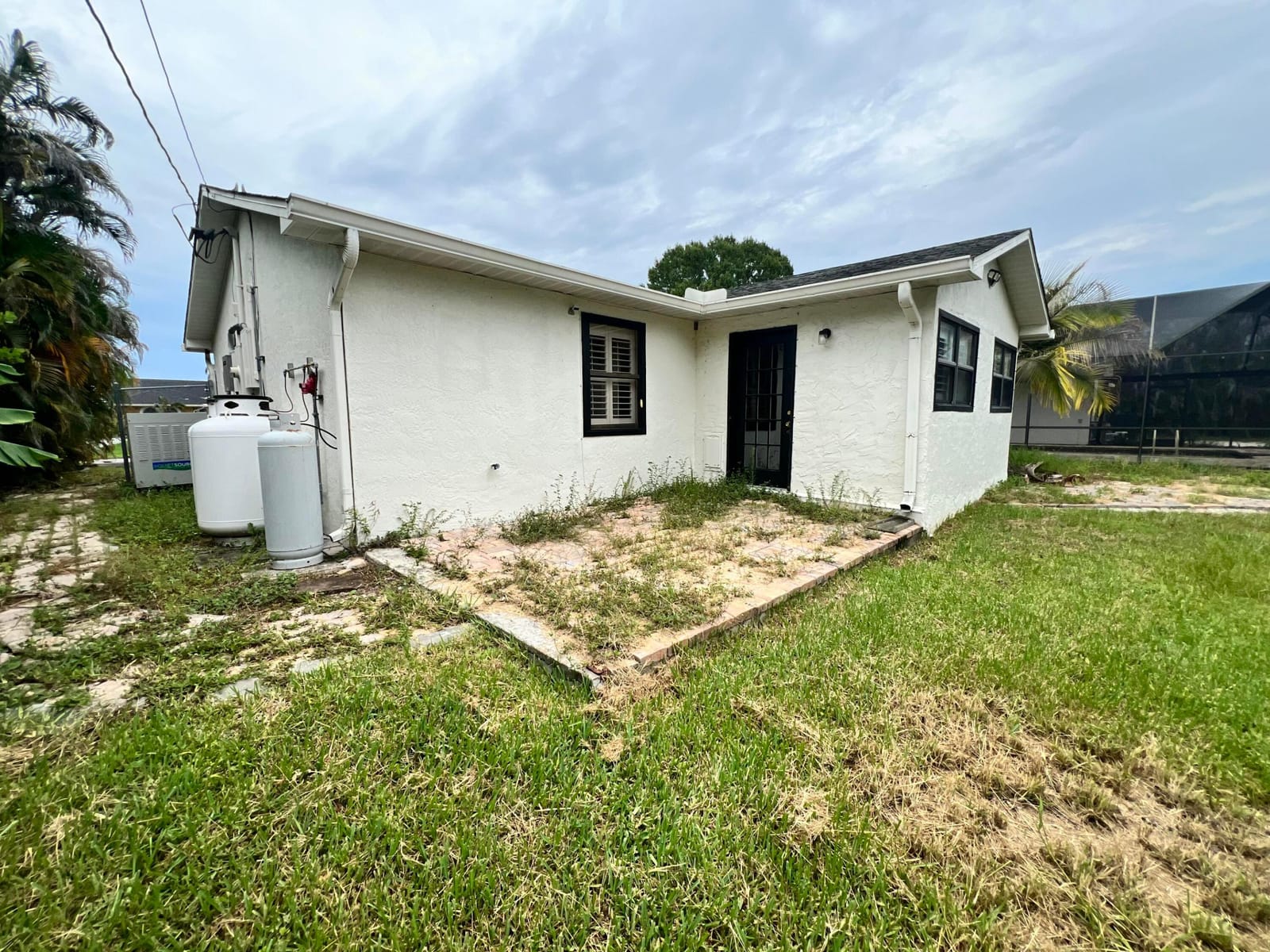 1290 SW FLETCHER Lane — photo 4