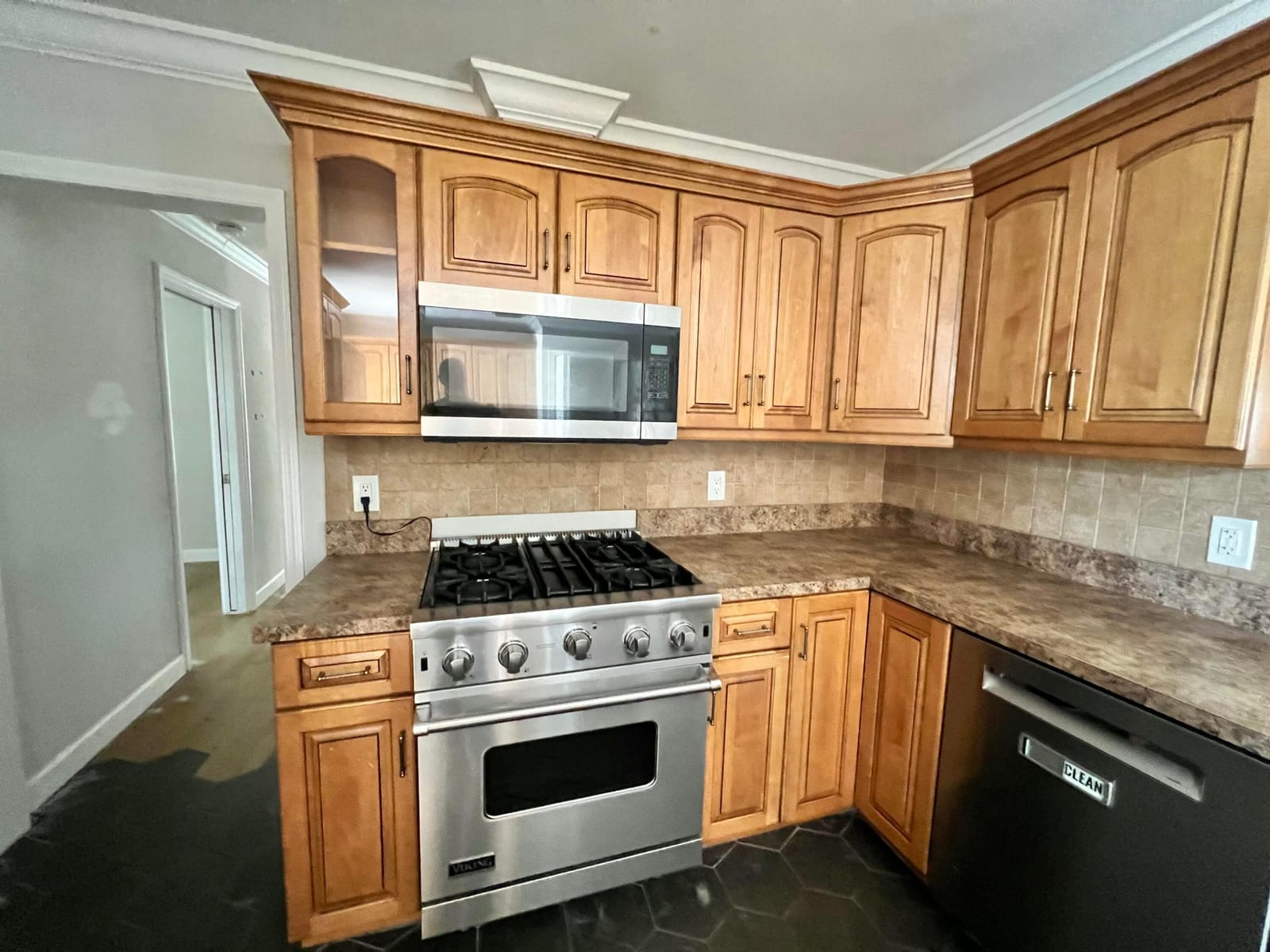 1290 SW FLETCHER Lane — photo 10