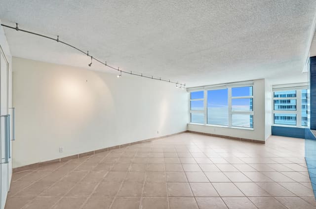 1620 S Ocean Boulevard 14-D, Lauderdale-By-The-Sea, FL 33062