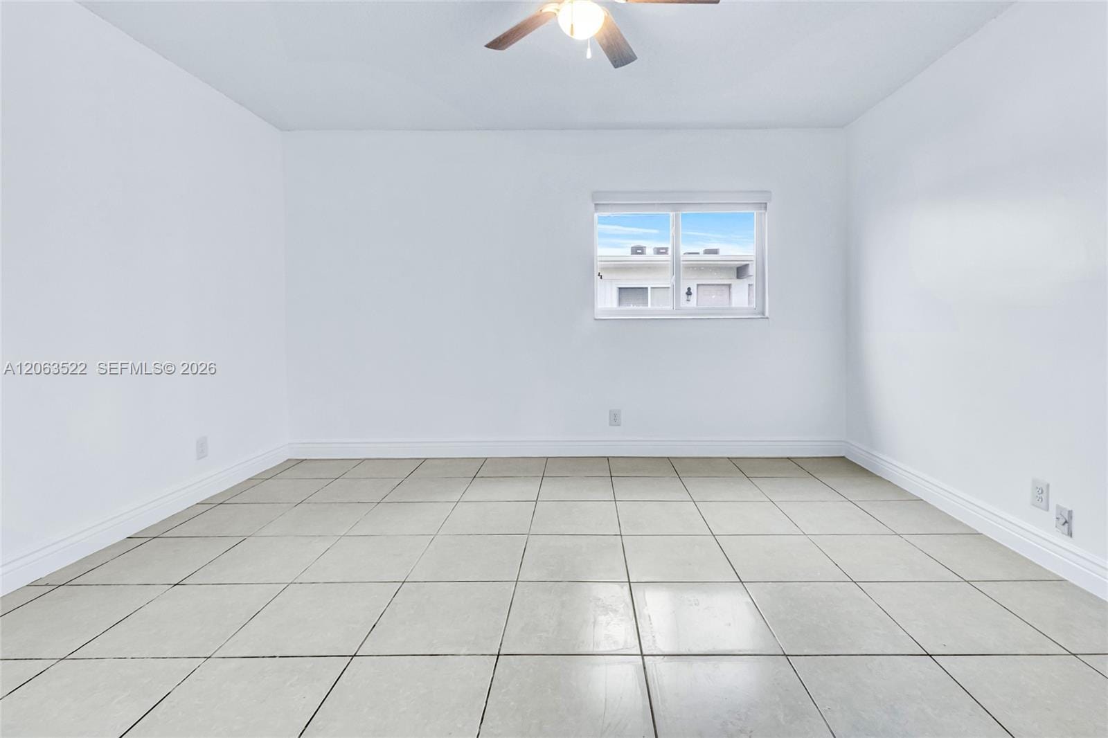 711 NE 2nd Avenue 202 — photo 12