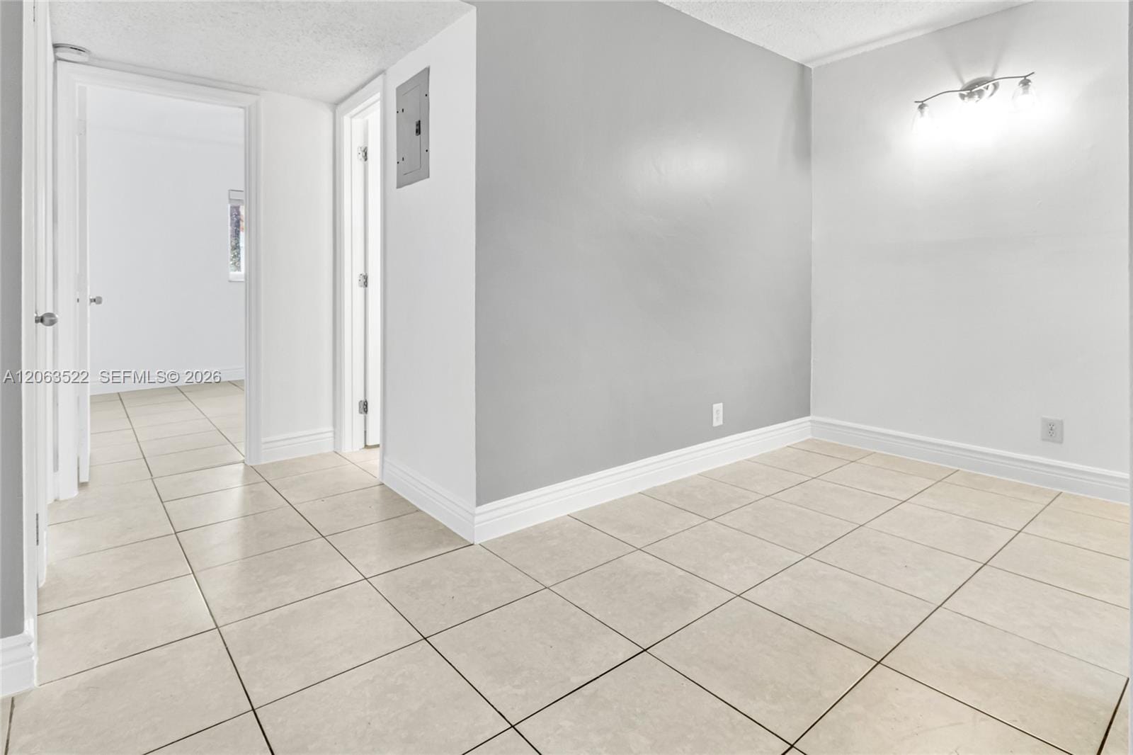 711 NE 2nd Avenue 202 — photo 5