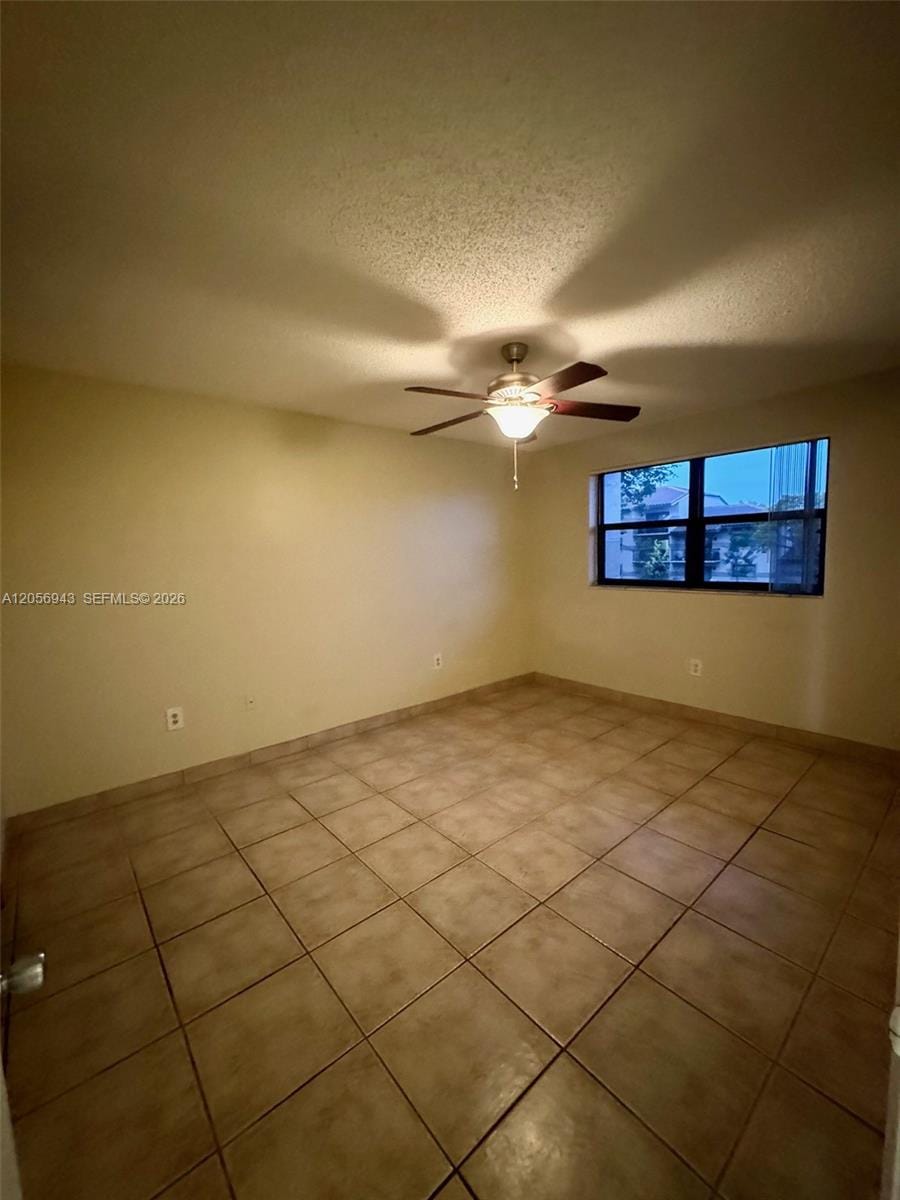9945 Nob Hill Court 9945 — photo 2