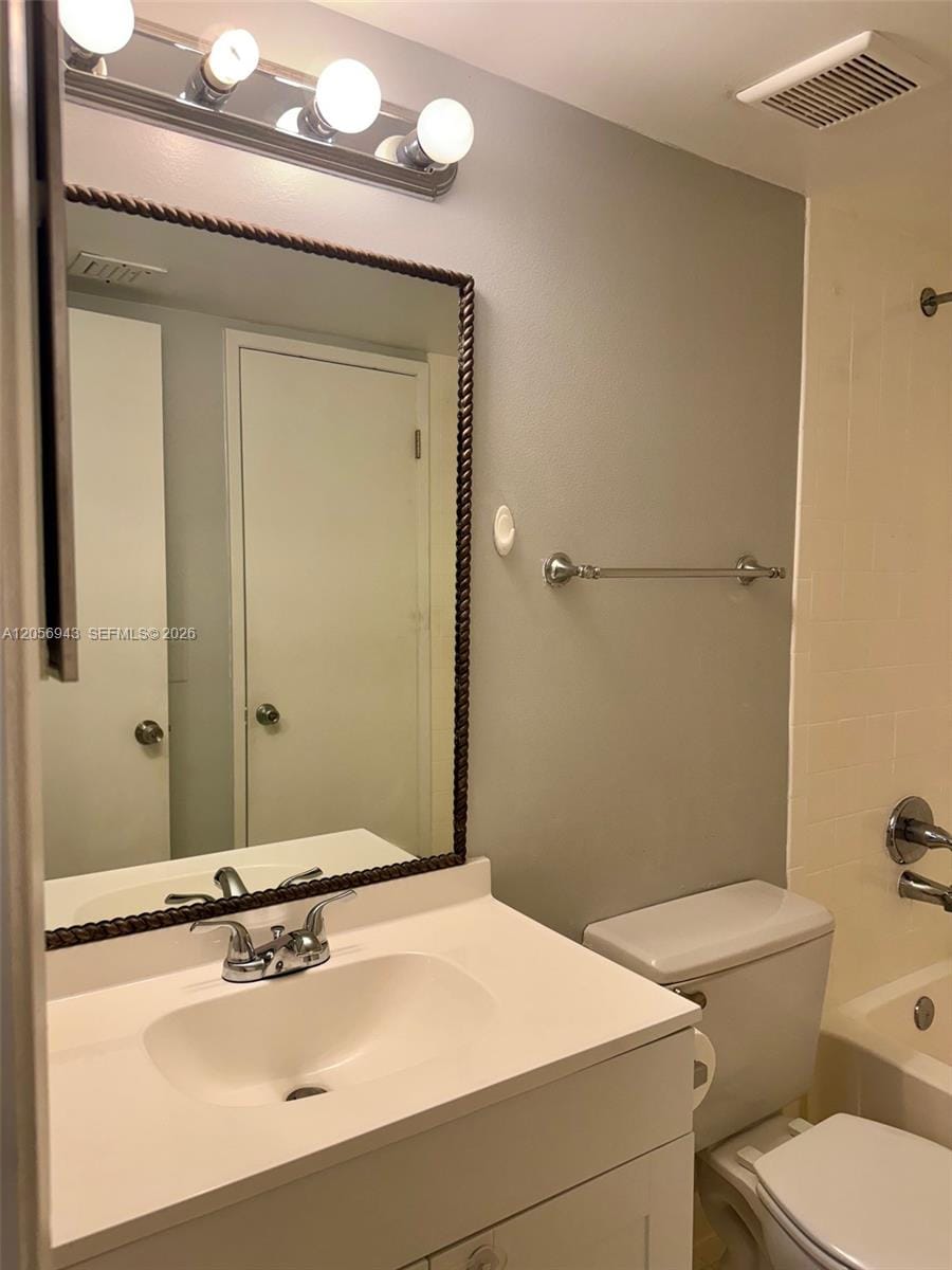 9945 Nob Hill Court 9945 — photo 11