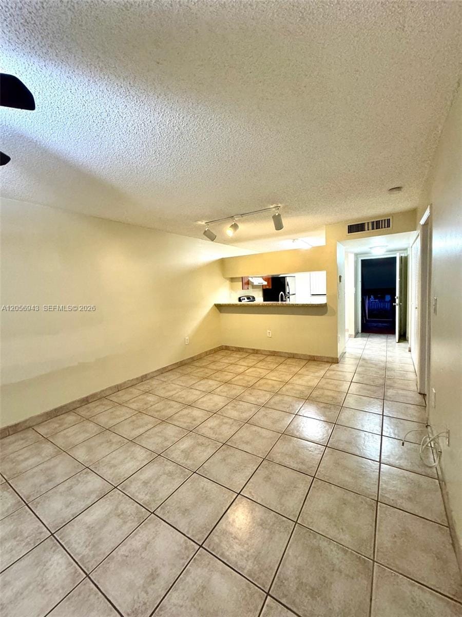 9945 Nob Hill Court 9945 — photo 7