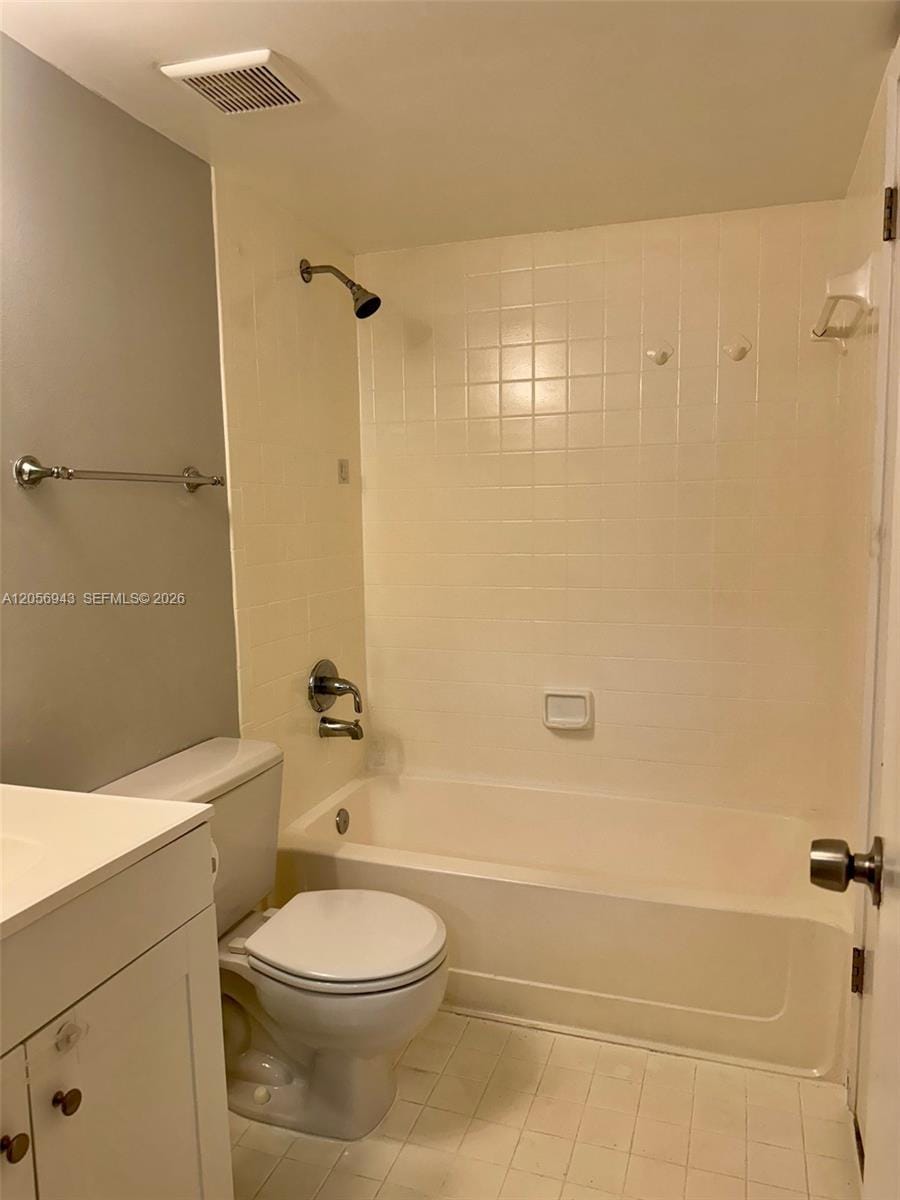 9945 Nob Hill Court 9945 — photo 10