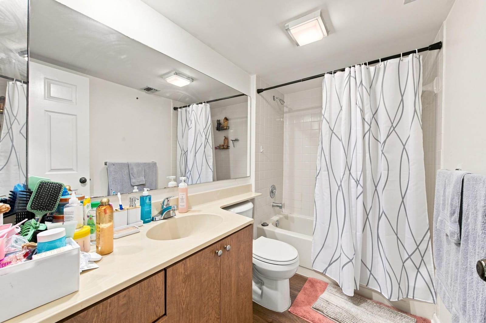 3515 VILLAGE Boulevard 206 — photo 6