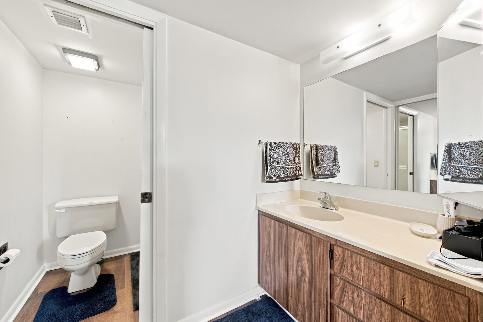 3515 VILLAGE Boulevard 206 — photo 10