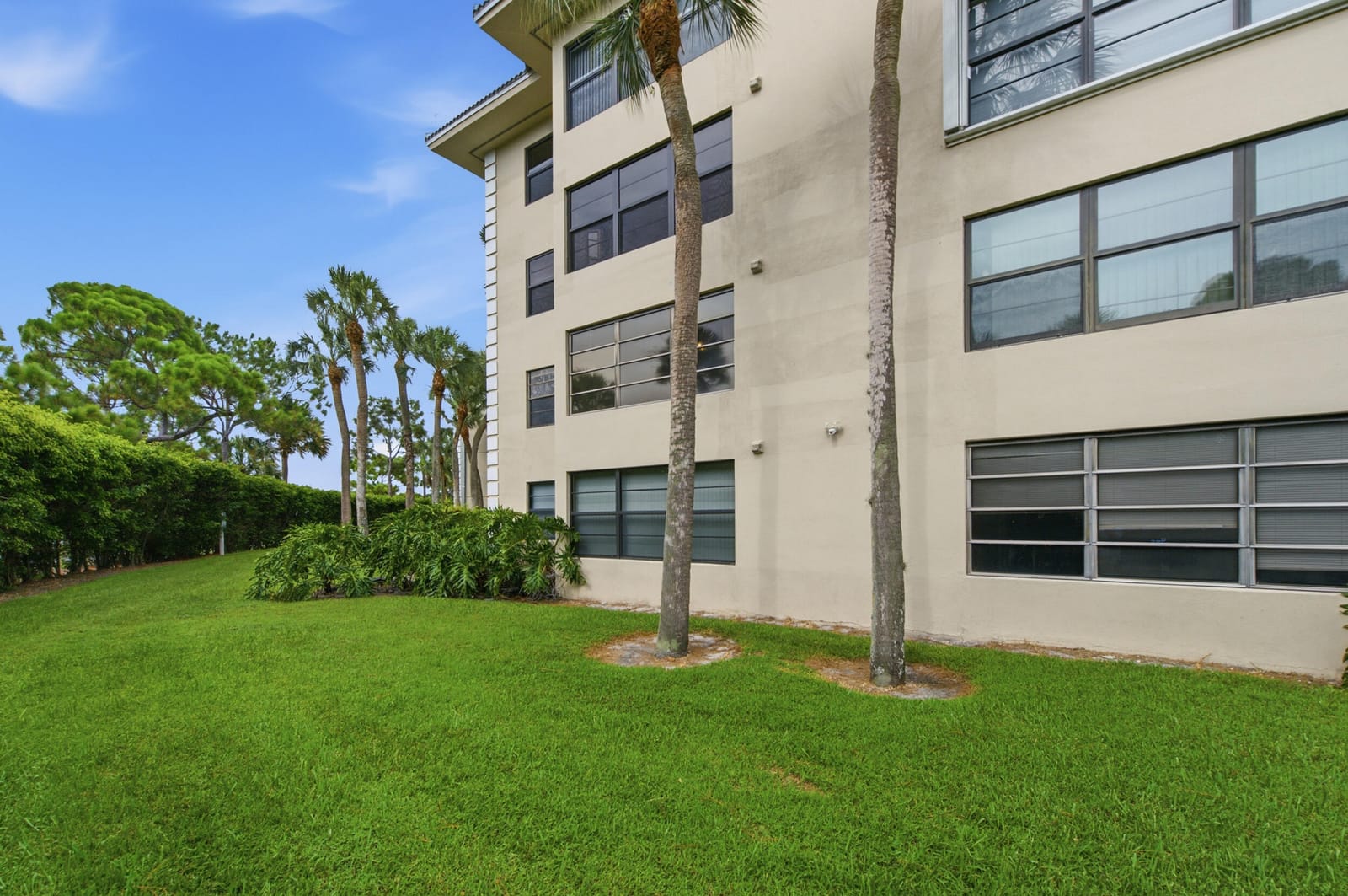 3515 VILLAGE Boulevard 206, West Palm Beach, FL 33409 photo 15