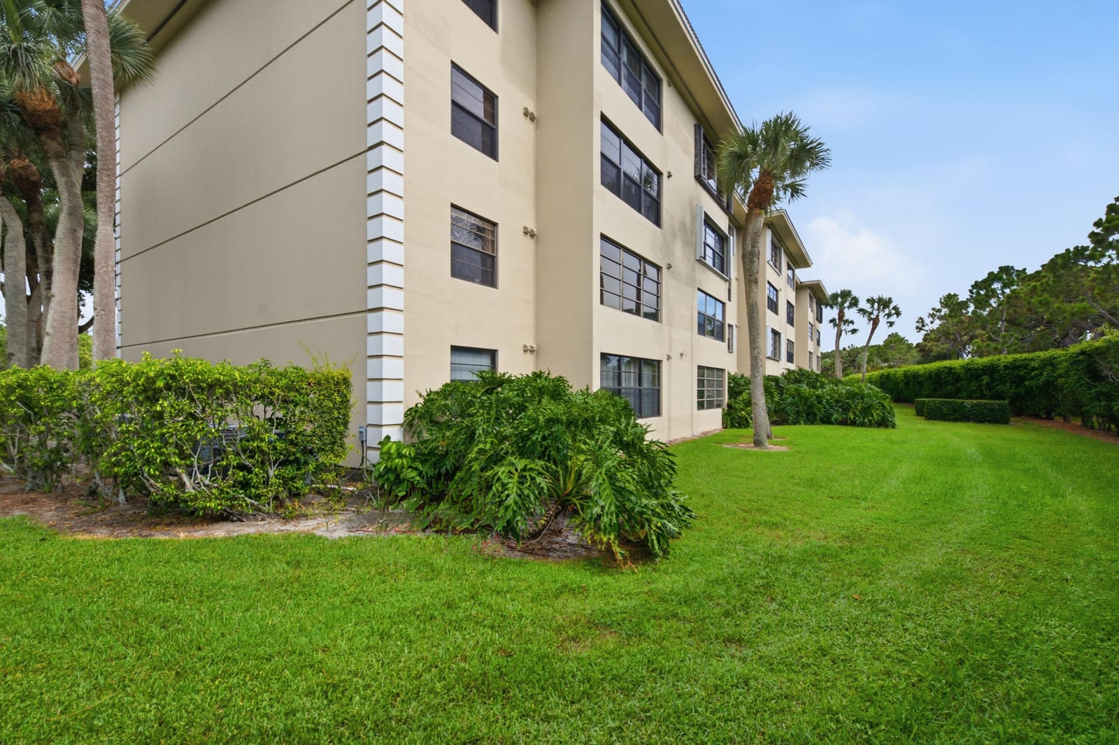 3515 VILLAGE Boulevard 206, West Palm Beach, FL 33409 photo 16