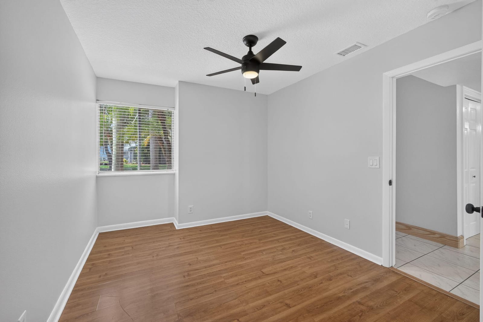 18371 Flagship Circle — photo 10