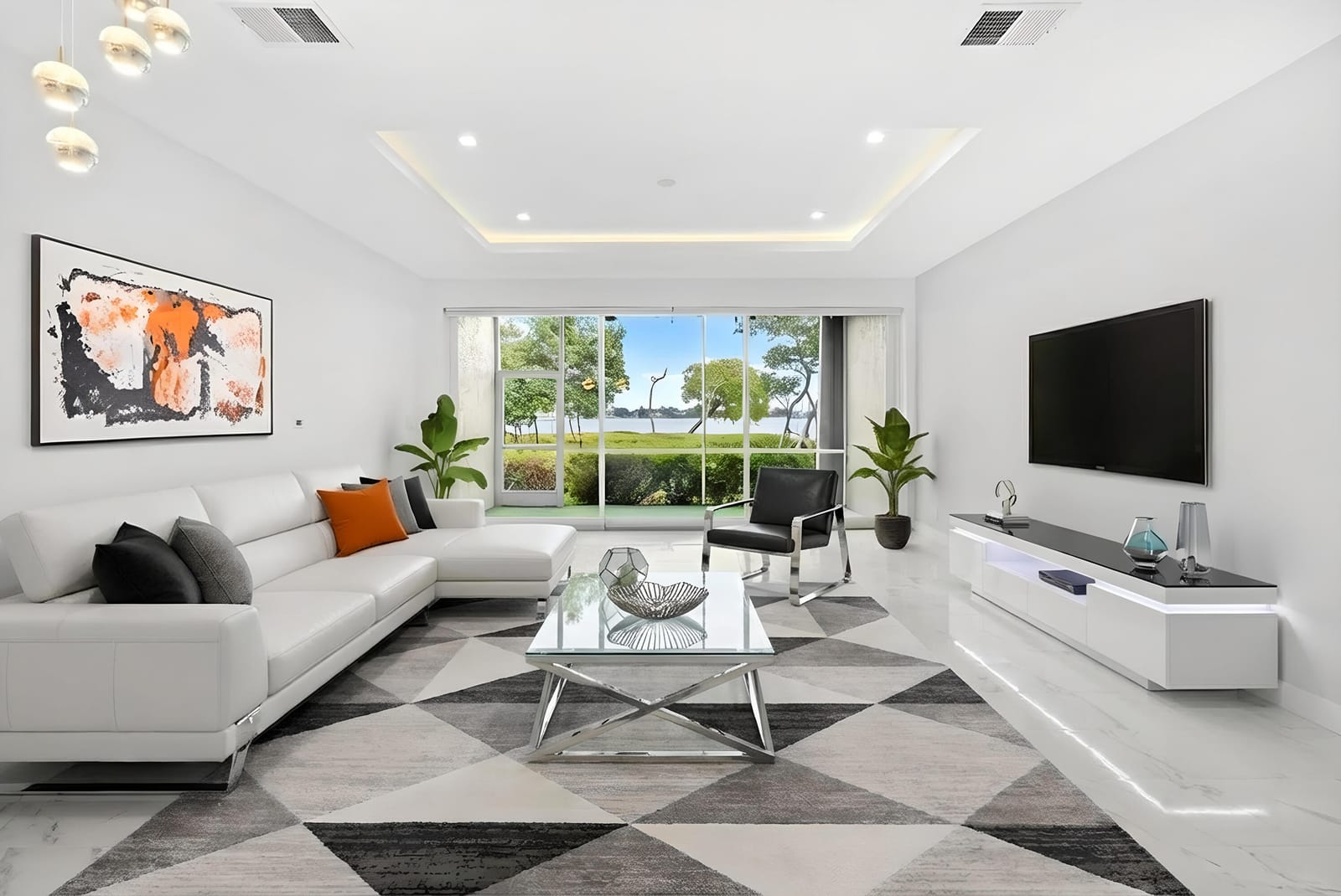 88 N Lakeshore Drive — photo 3