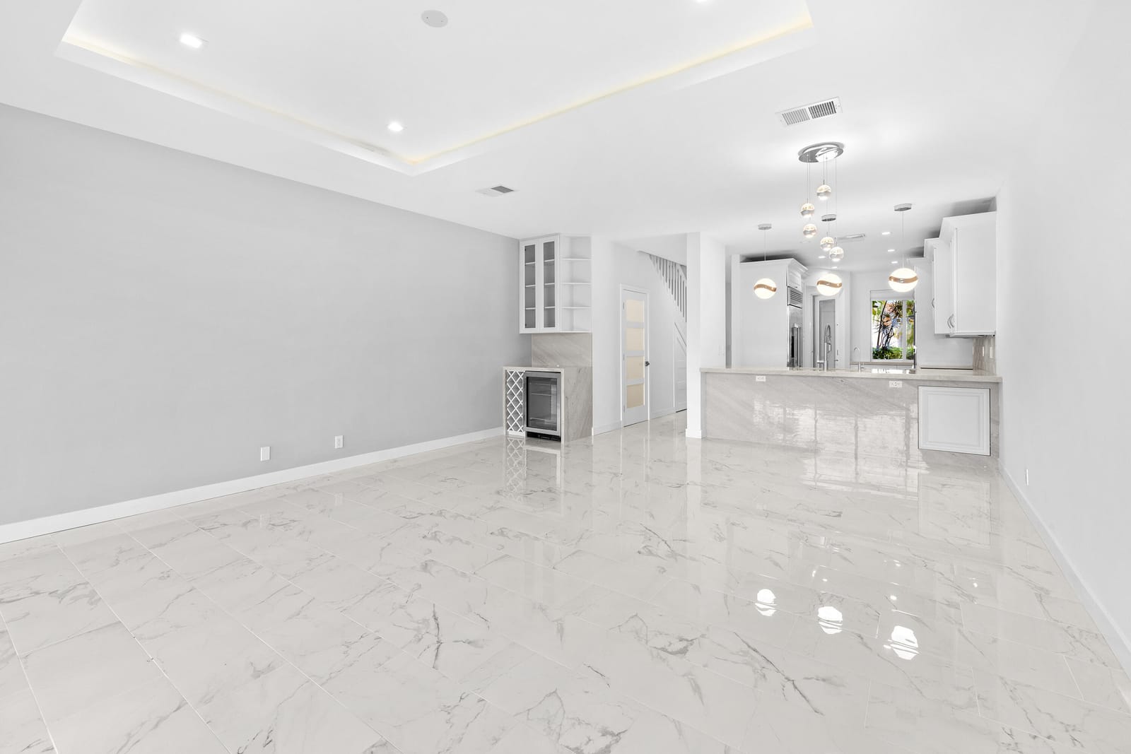 88 N Lakeshore Drive — photo 8