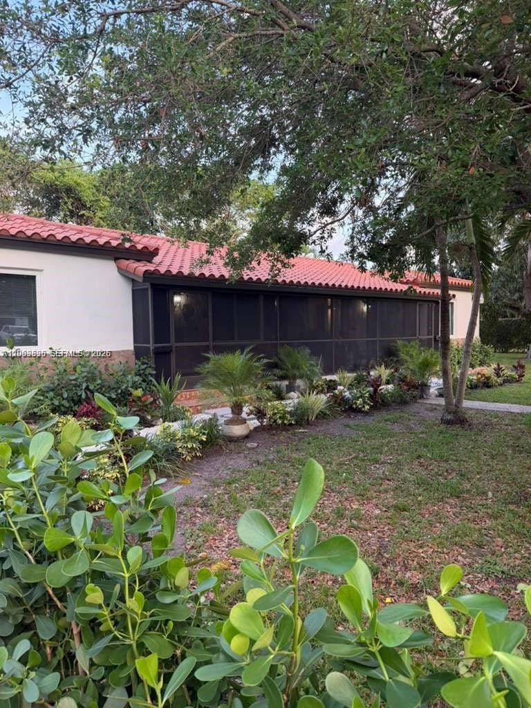 11201 NE 10th Avenue 11203, Biscayne Park, FL 33161