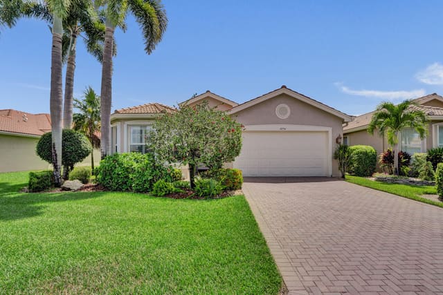 10794 REDLAKE Isle, sold in Valencia Reserve, Boynton Beach, FL