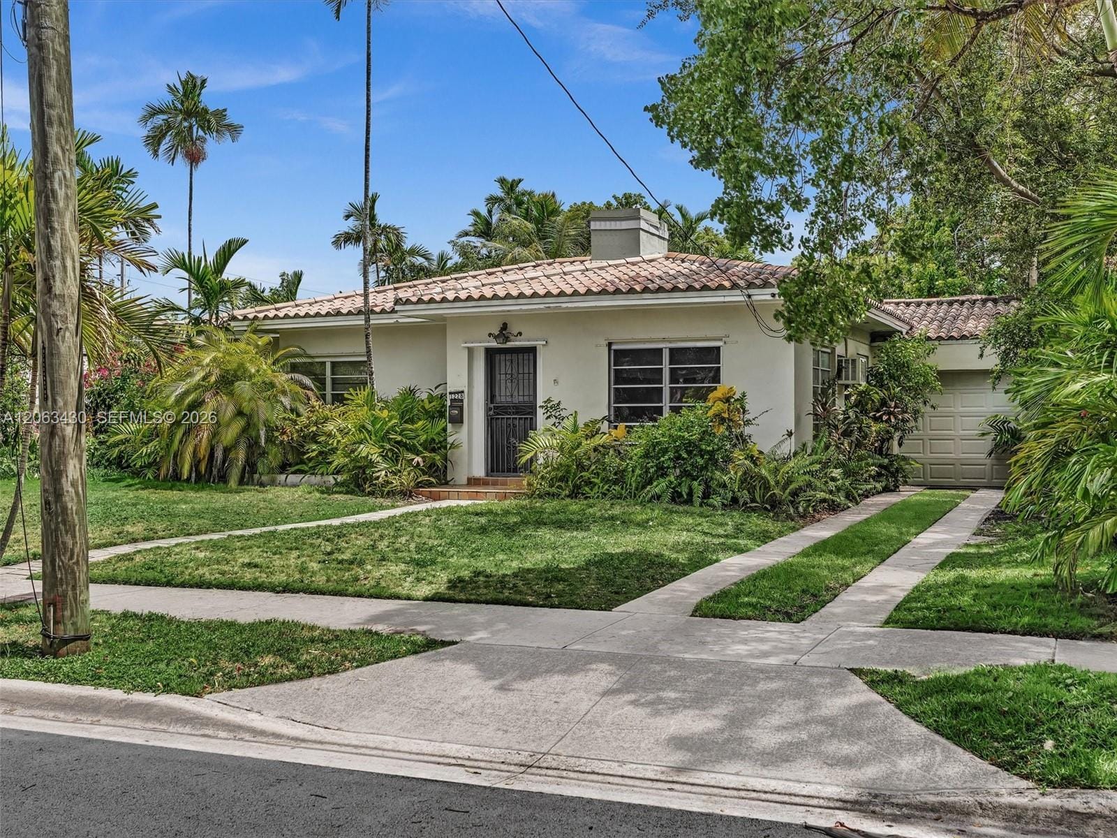 1228 SW 17th Street — photo 2