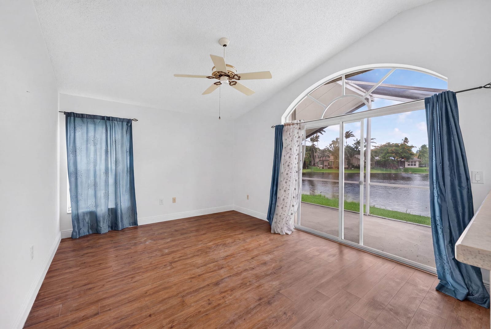 18871 NW 2ND Street, Pembroke Pines, FL 33029 photo 27