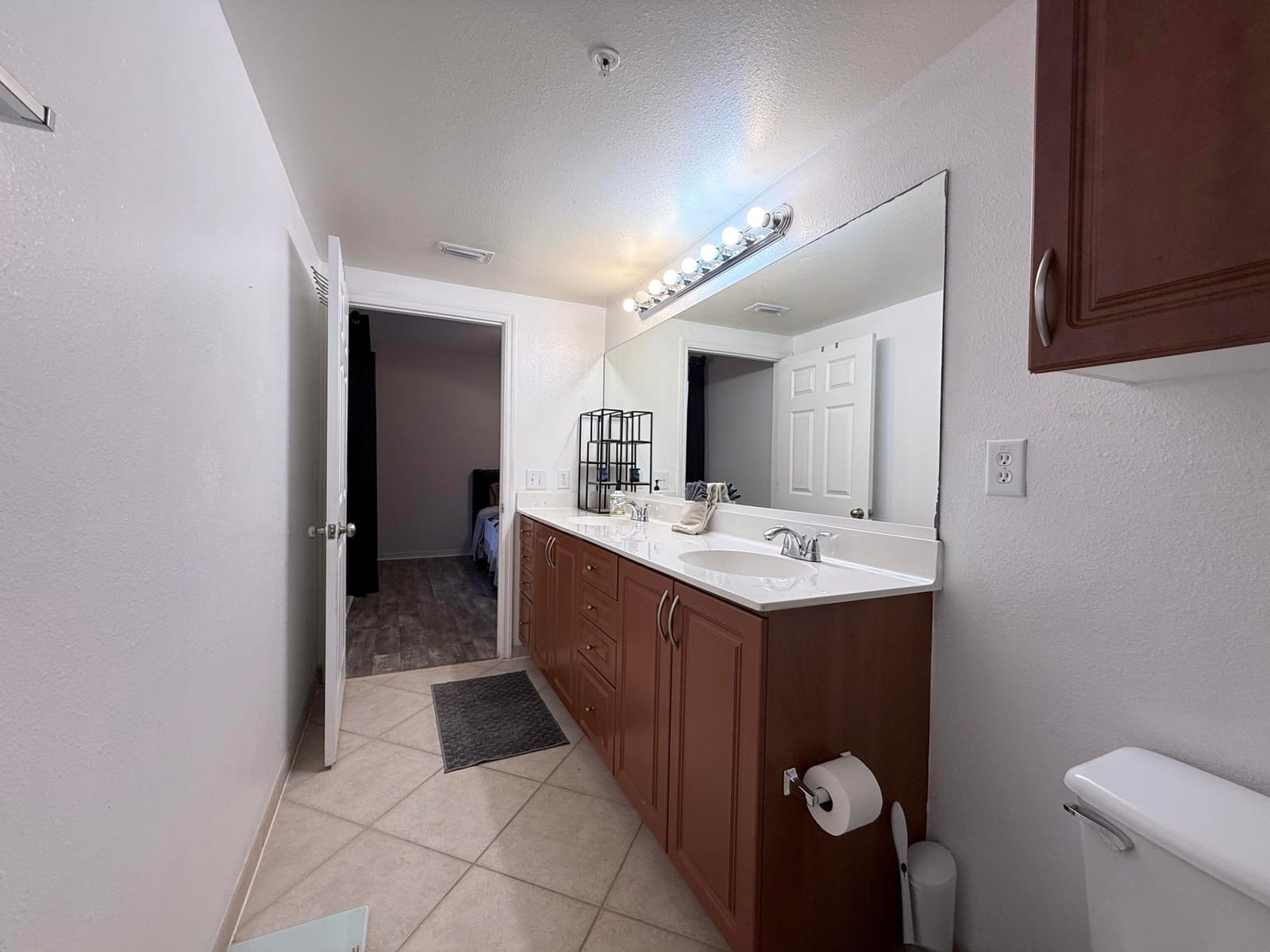 6378 Emerald Dunes Drive 301 — photo 3