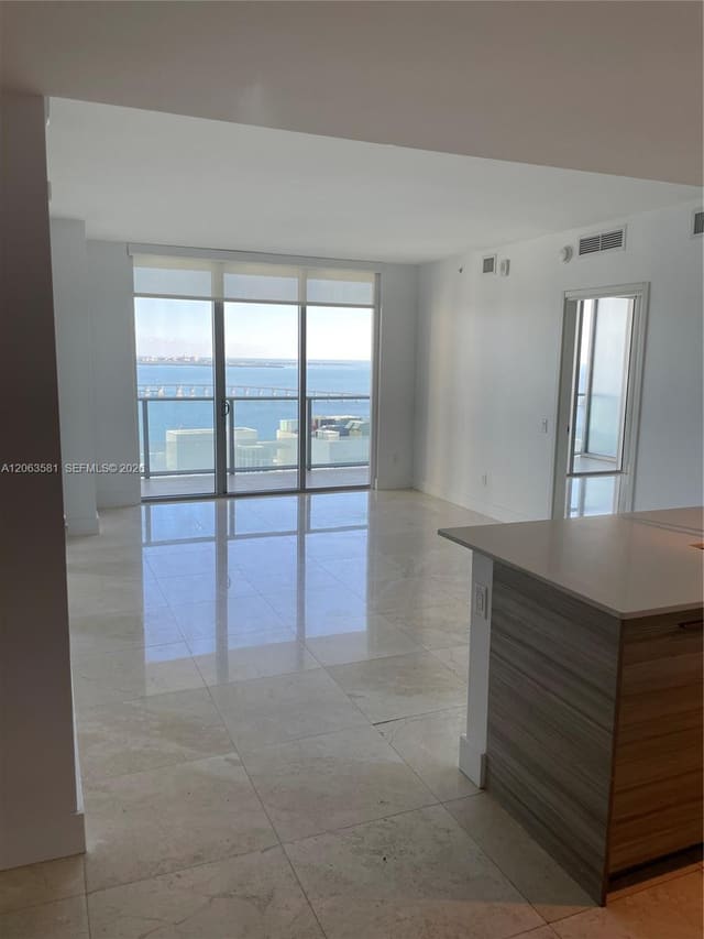 1300 Brickell Bay Drive 3204, Miami, FL 33131