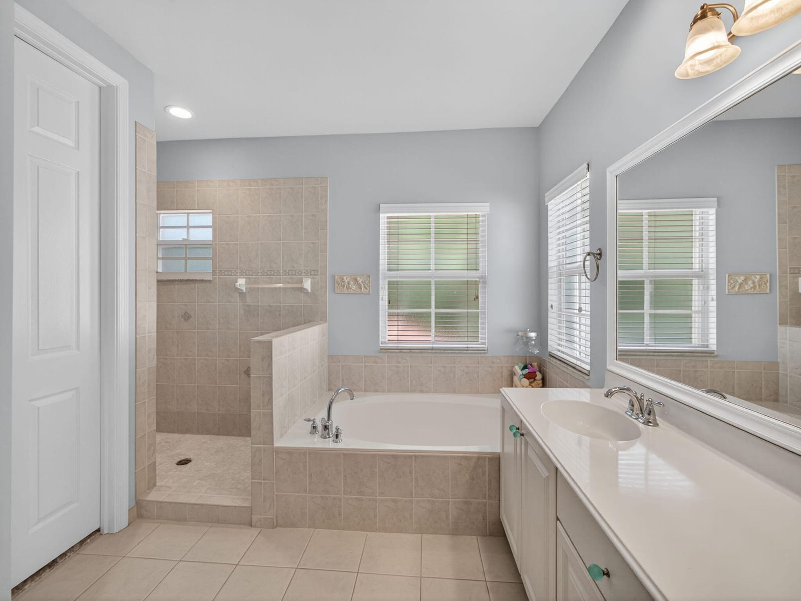 631 MOONDANCER Court, Palm Beach Gardens, FL 33410 photo 17