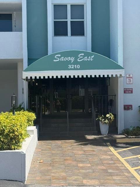 3210 SE 10th Street 4a, Savoy East, Pompano Beach, FL