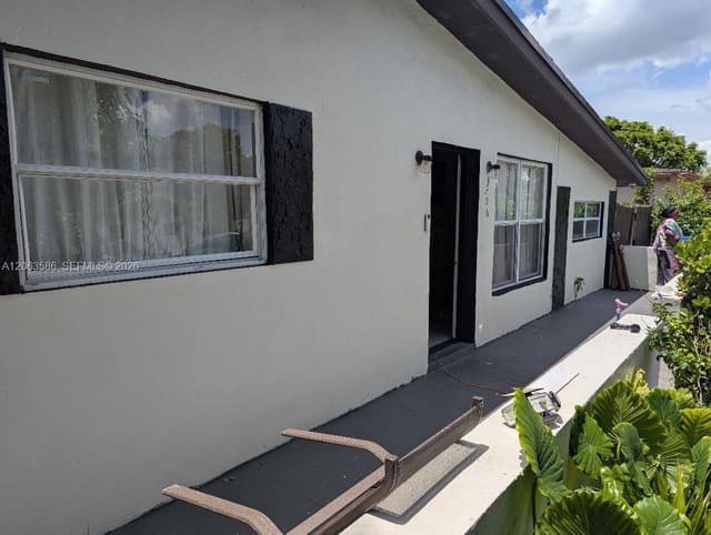3206 SW 47th Avenue, Lake Forest, West Park, FL