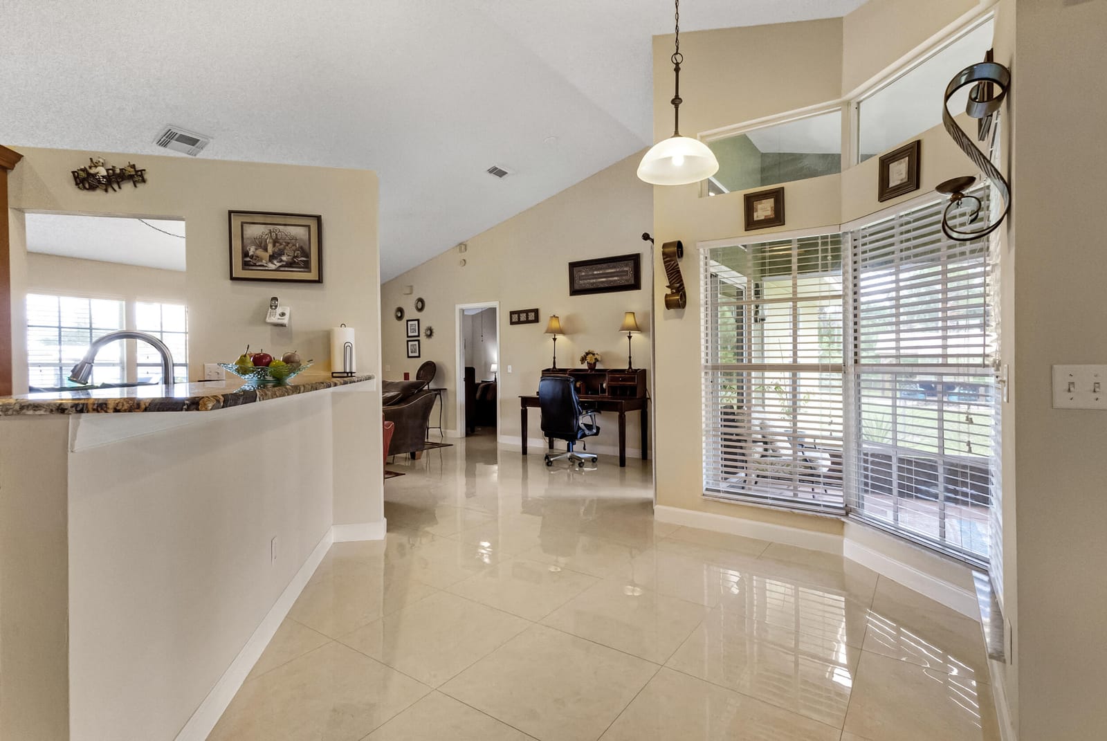 574 SW Fairview Avenue, FL 34983 photo 13
