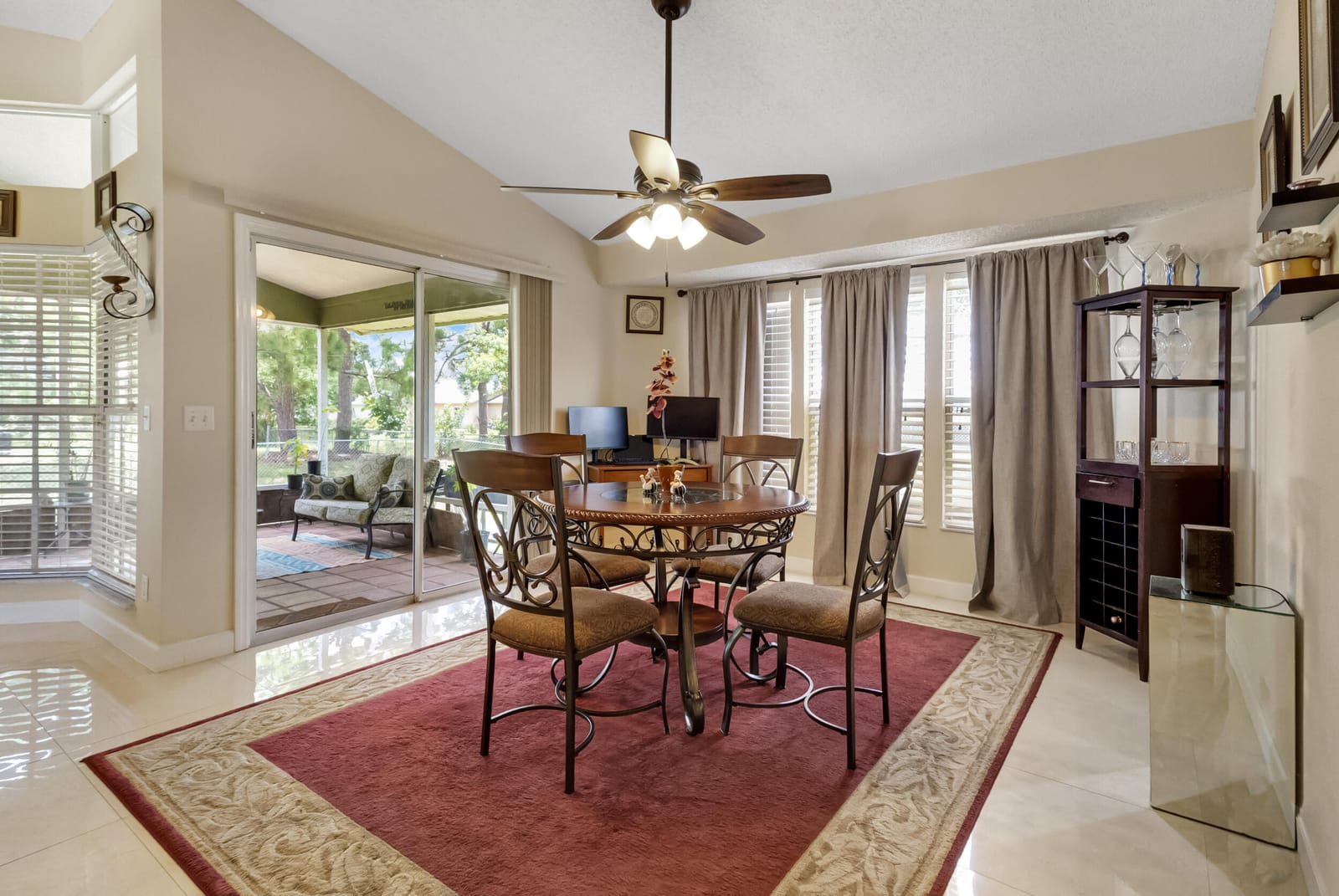 574 SW Fairview Avenue, FL 34983 photo 14