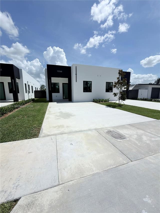 12368 SW 219th Street, Miami, FL 33170