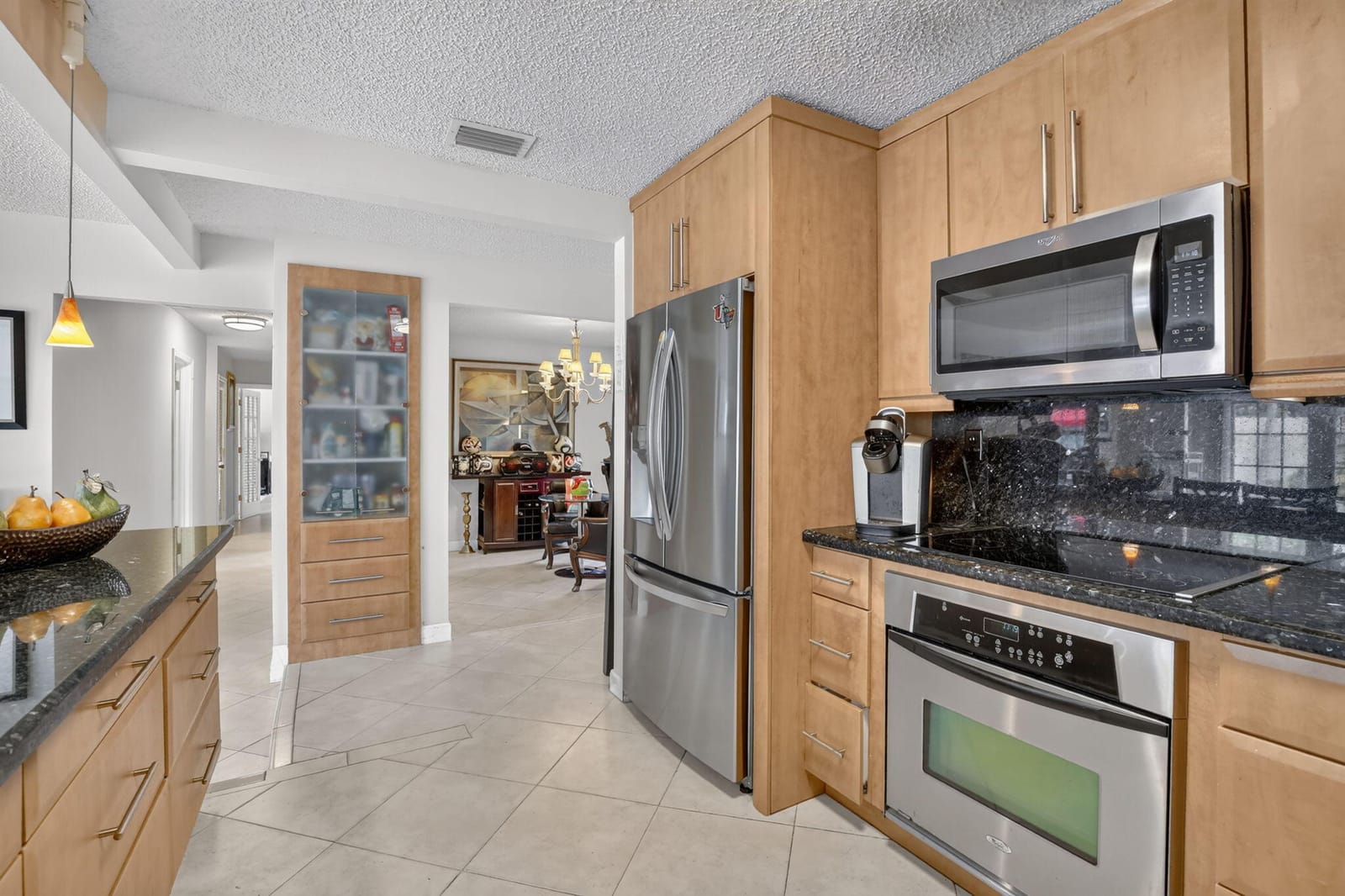 910 NE 205TH Street, Miami, FL 33179 photo 18
