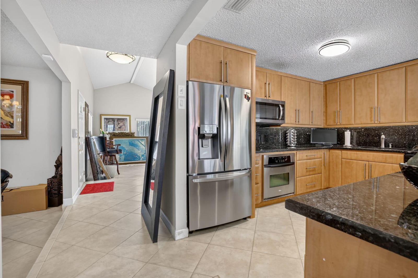 910 NE 205TH Street, Miami, FL 33179 photo 19