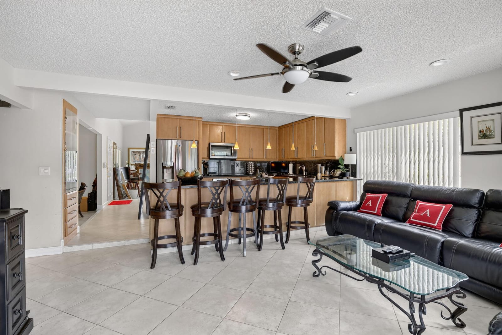 910 NE 205TH Street, Miami, FL 33179 photo 22
