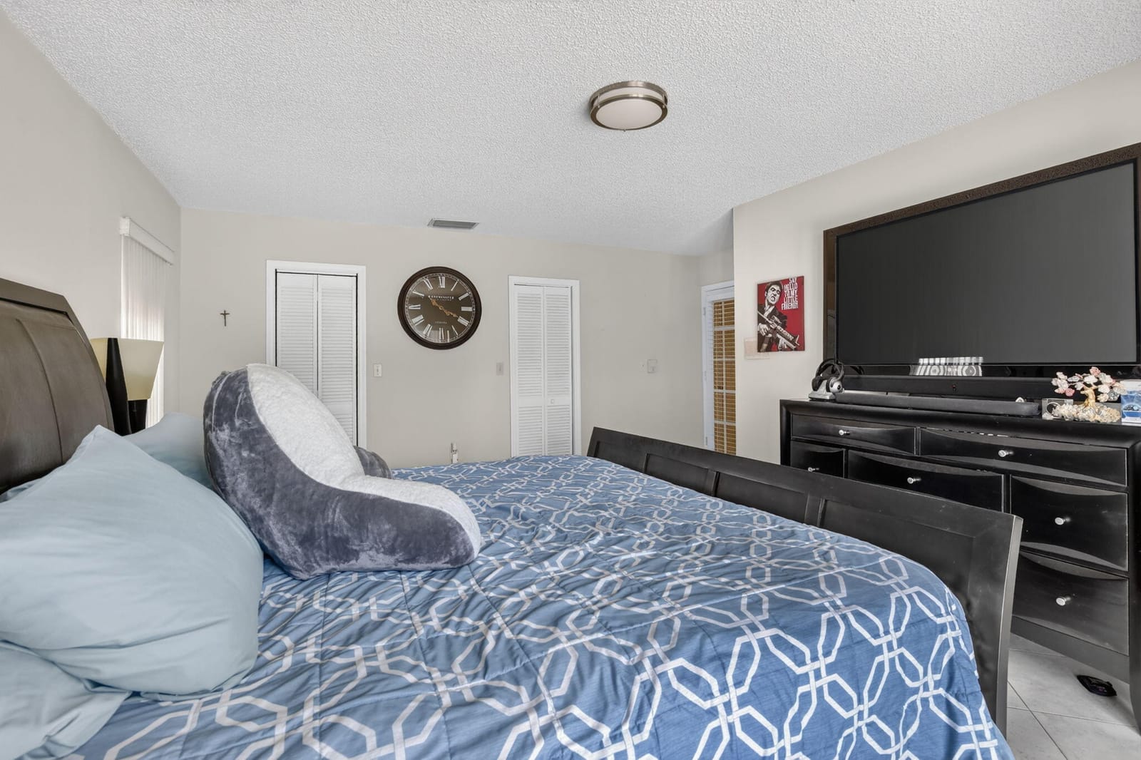 910 NE 205TH Street, Miami, FL 33179 photo 28