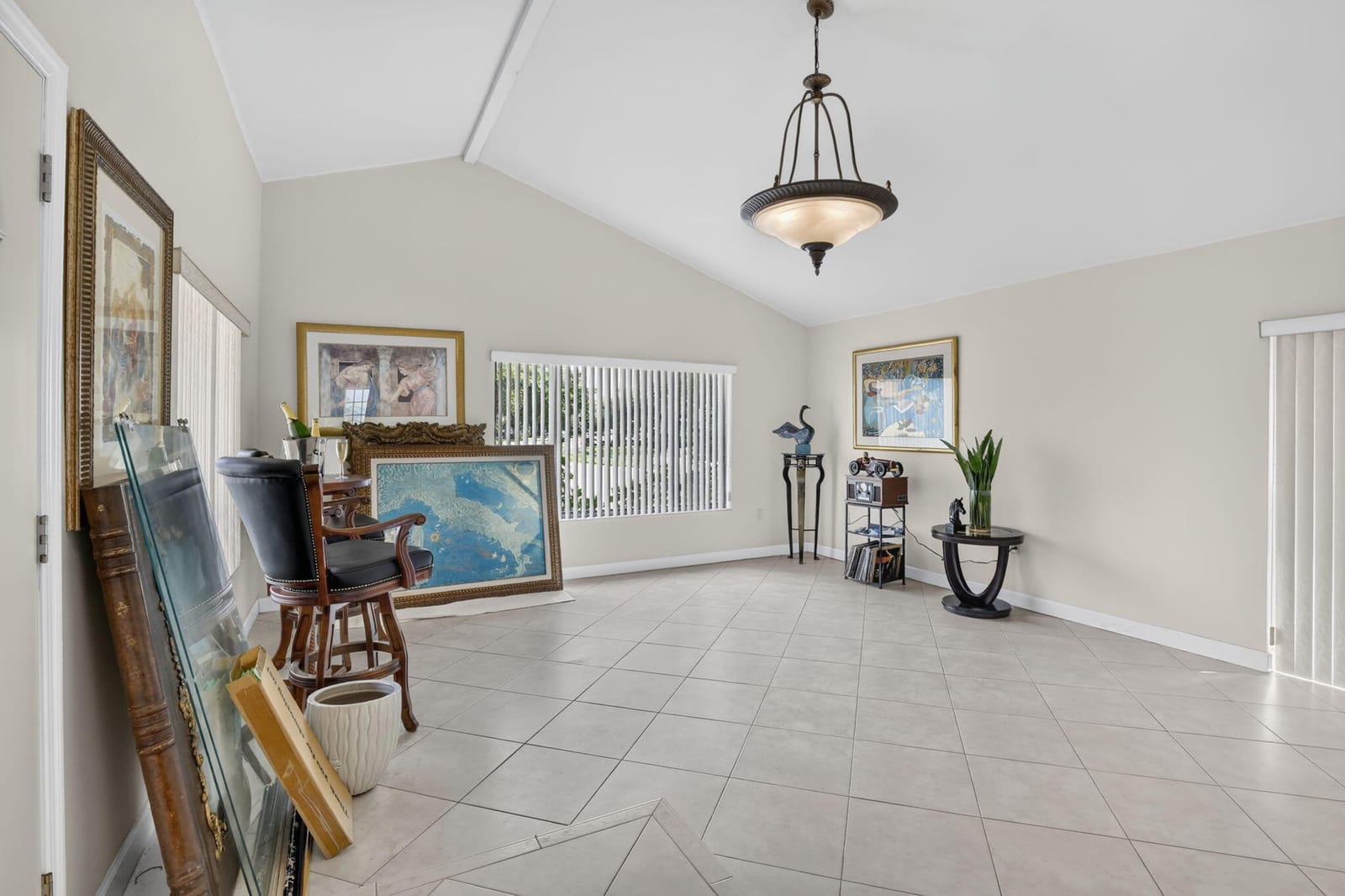 910 NE 205TH Street, Miami, FL 33179 photo 9