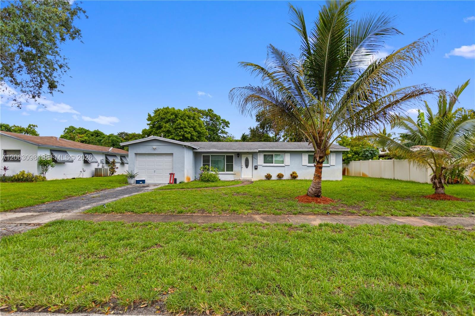 4857 NW 8th Court, Plantation, FL 33317