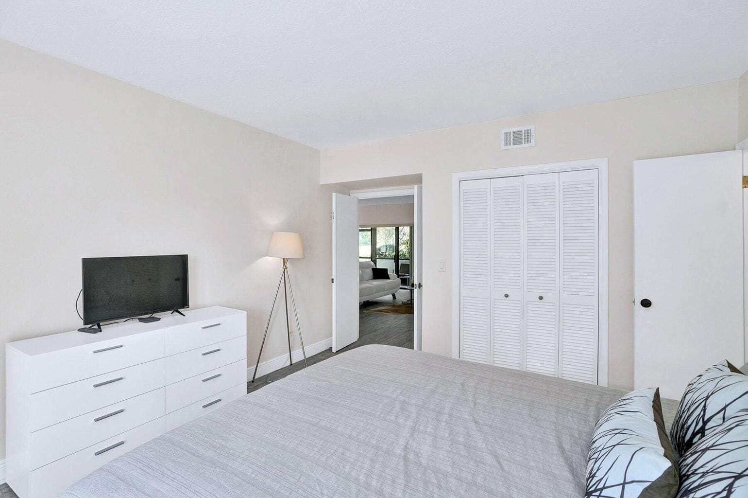 11311 Pond View Drive C101 — photo 10