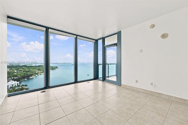 601 NE 36th Street 2308, Blue, Miami, FL