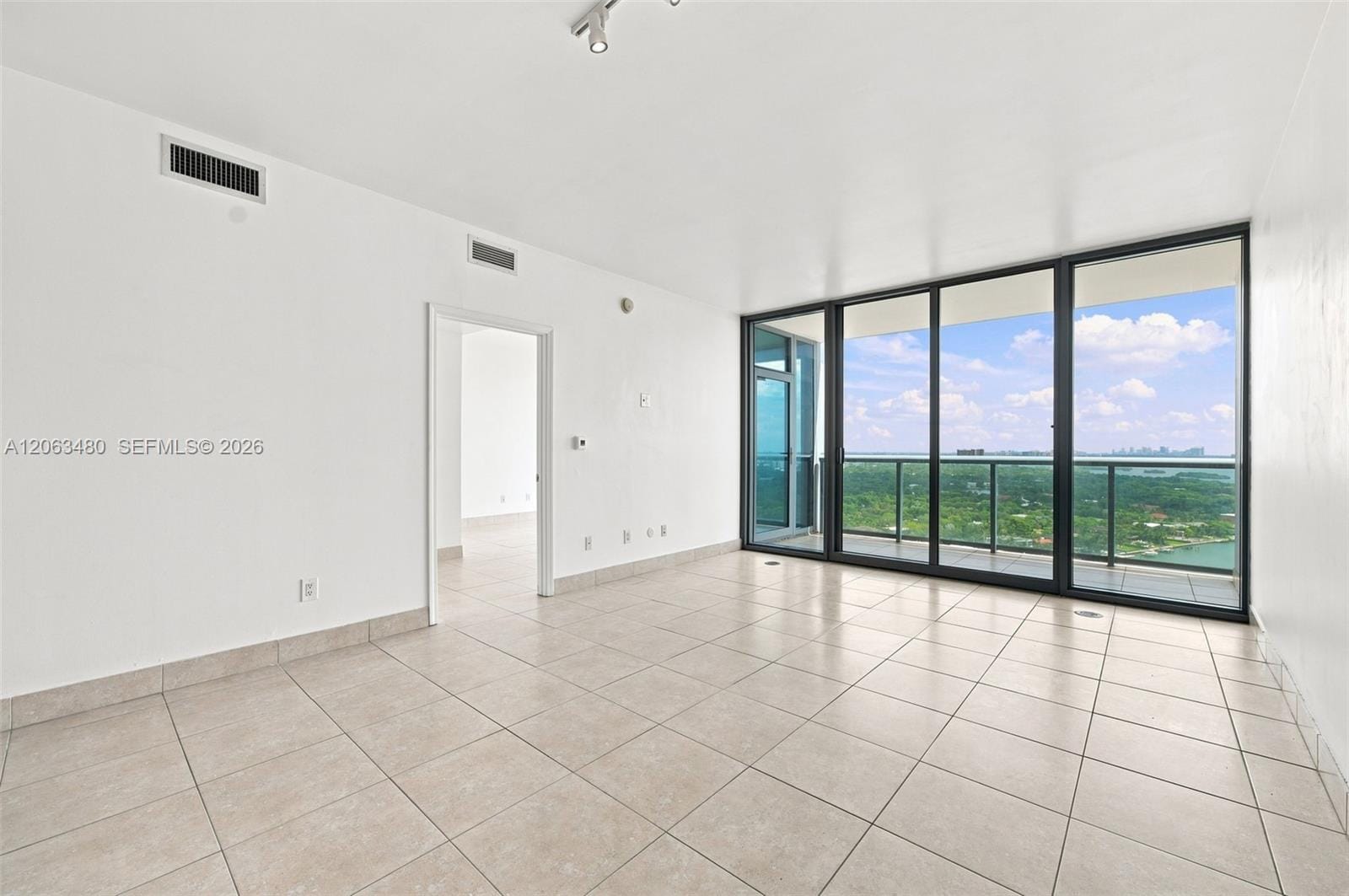601 NE 36th Street 2308, Miami, FL 33137 photo 18