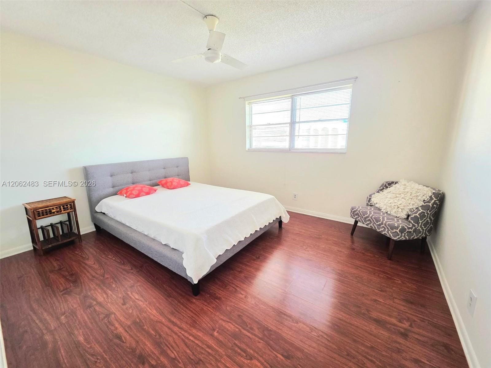 319 NE 14th Avenue 702 — photo 10