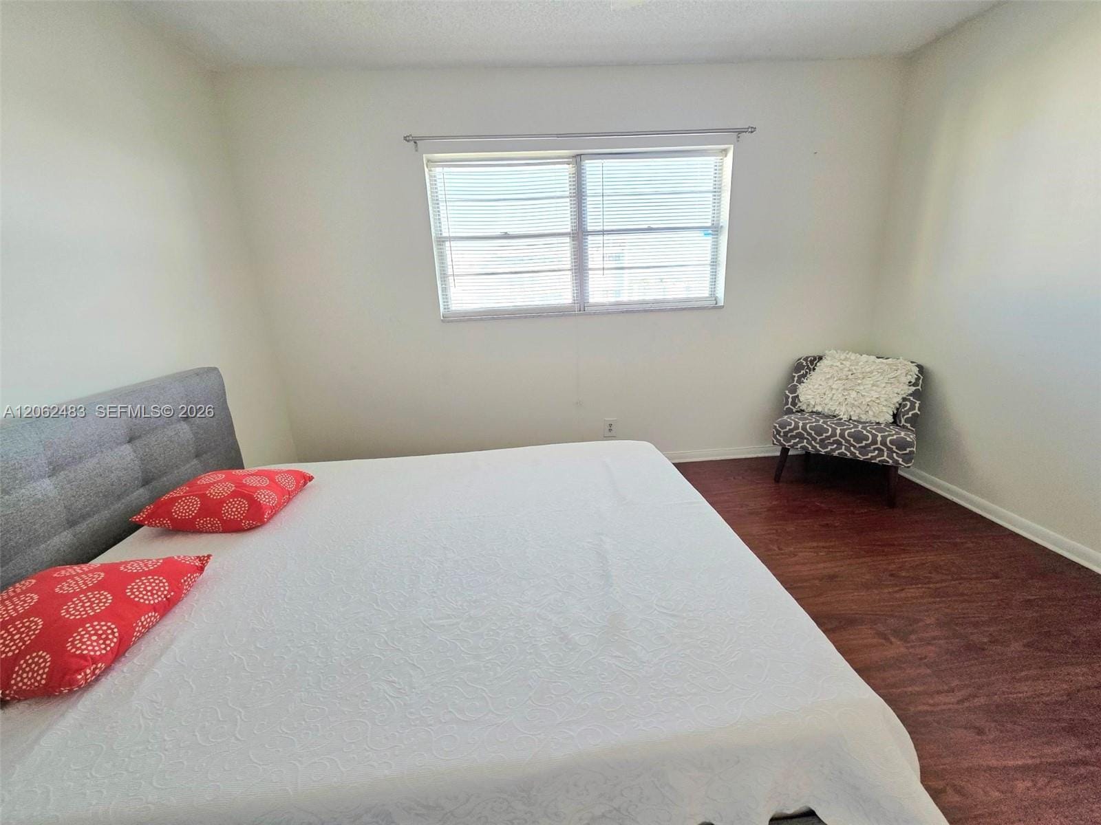 319 NE 14th Avenue 702 — photo 11