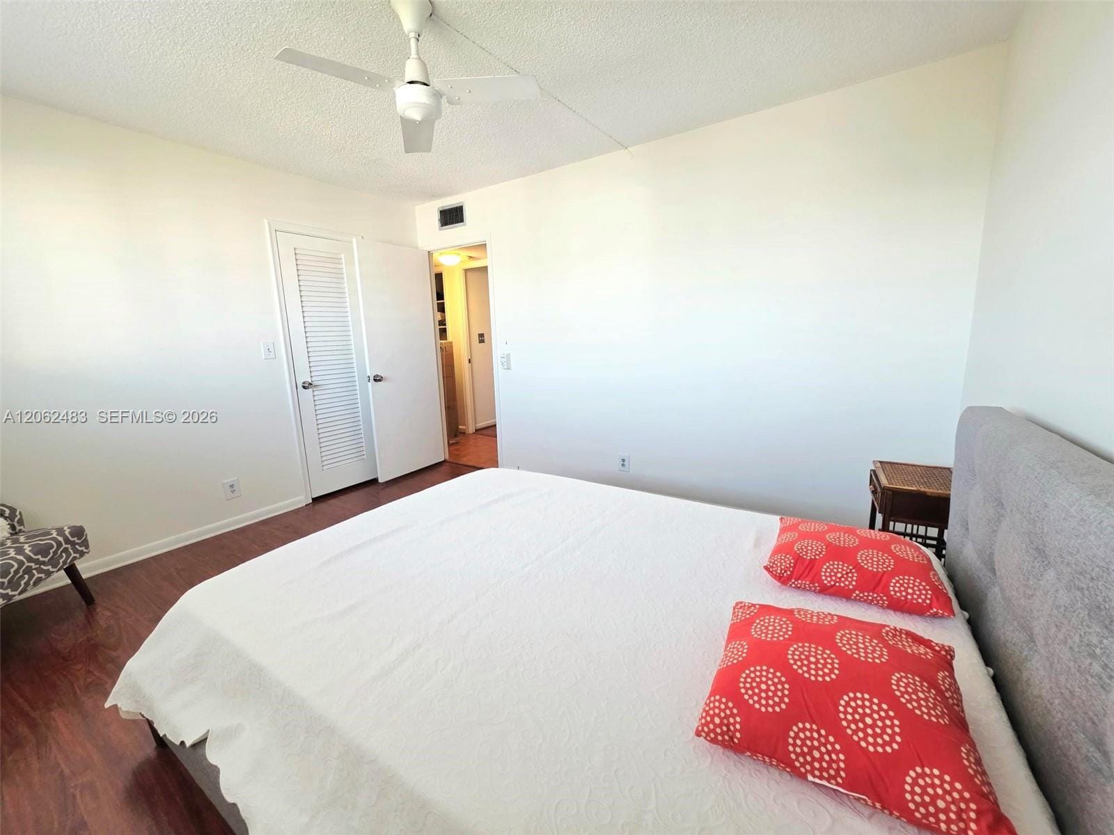 319 NE 14th Avenue 702 — photo 12